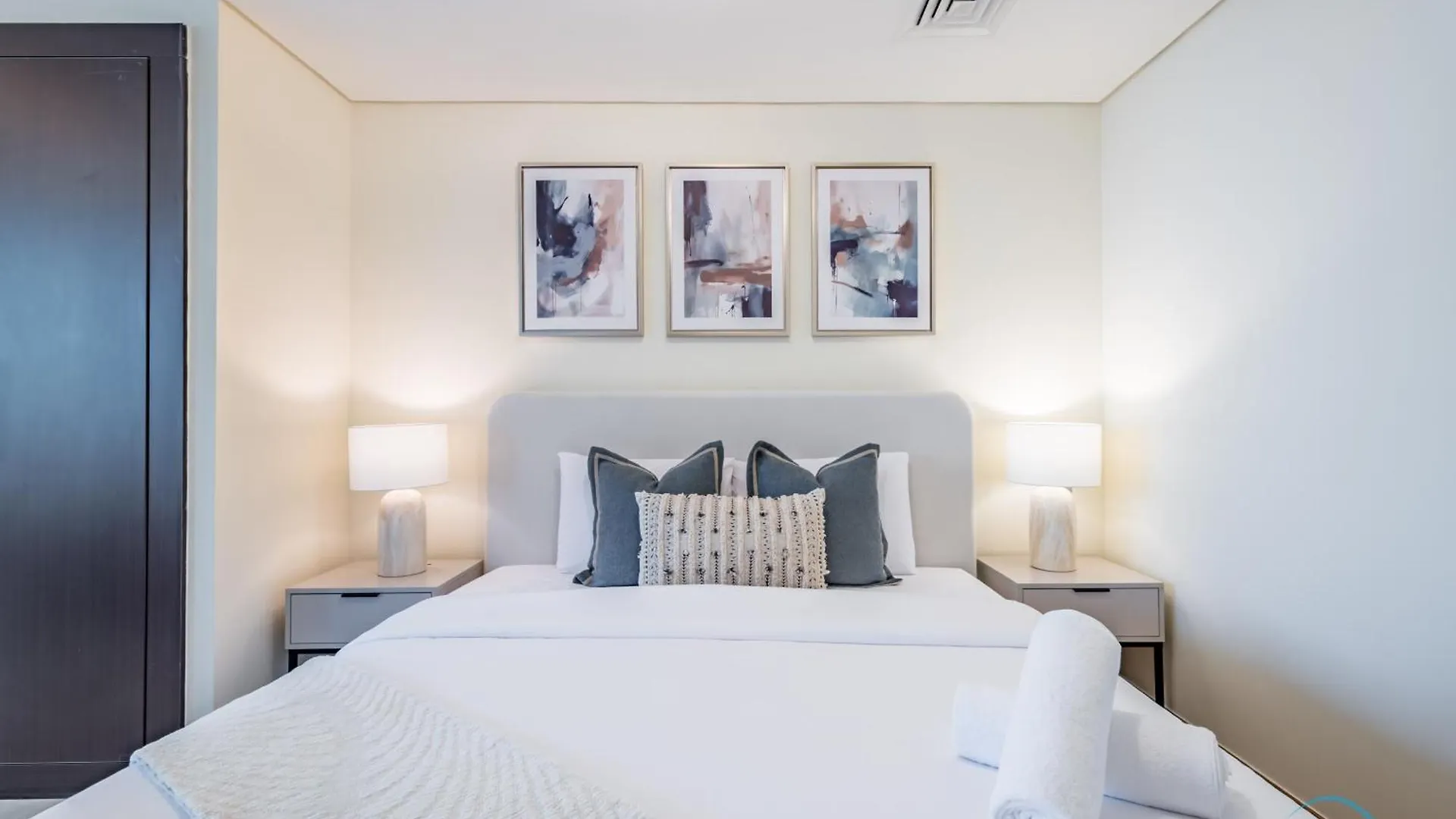 Apartment Stylish Studio At Sky Gardens, Difc By Deluxe Holiday Homes Dubai